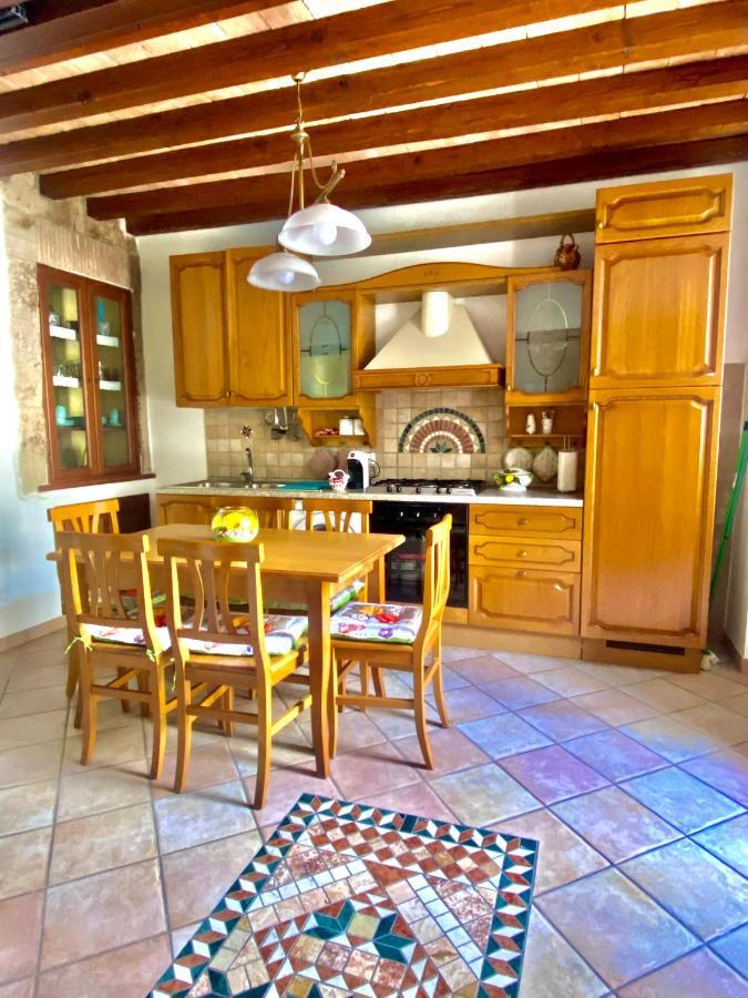 Afrodite Apartment *